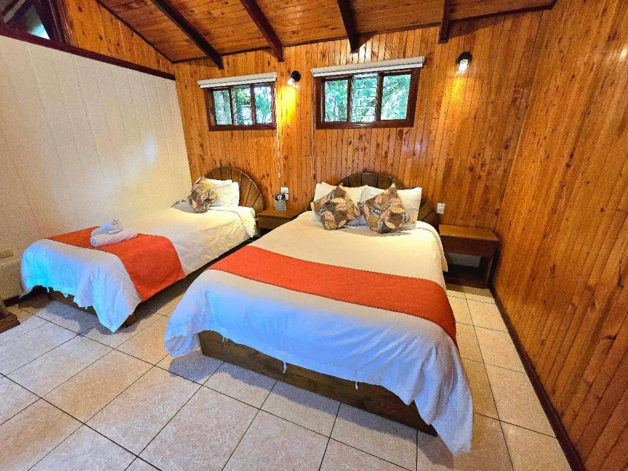 Hotel De Montana Suria ซาน เจราร์โด  เด โดตา ห้อง รูปภาพ